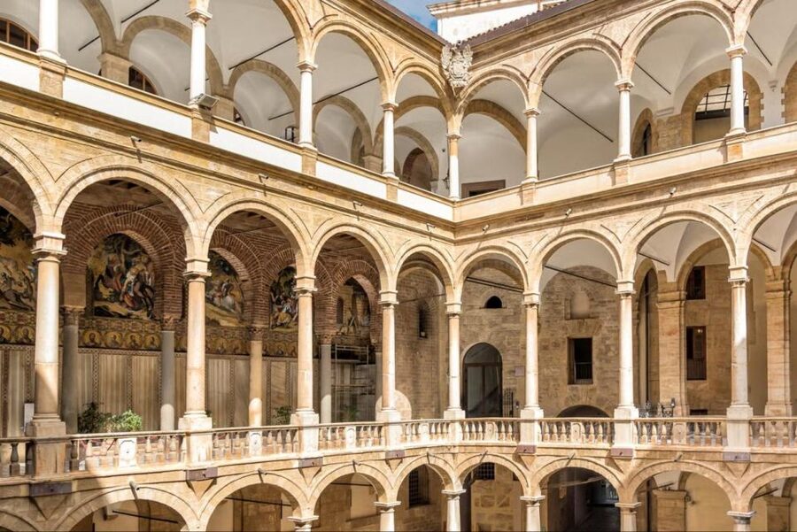 Palermo: Cappella Palatina and Palazzo dei Normanni Tour - Buying the admission ticket