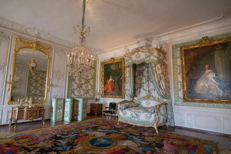 Paris: Palace of Versailles Ticket with Private Transfer - Is $222 per person good value?
