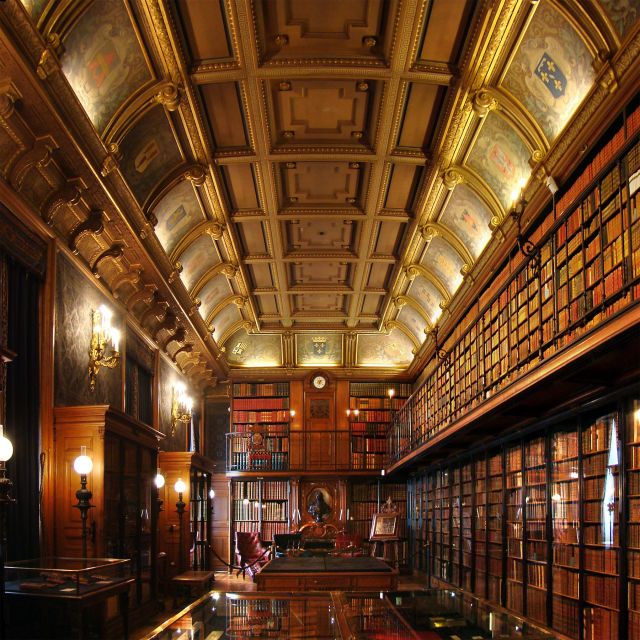 Paris: Private Tour of Domaine de Chantilly Ticket&Transfer - Inside the château, from princely home to art museum