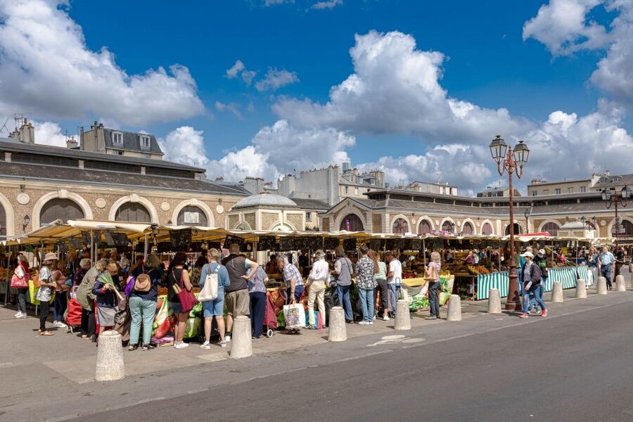 Paris: Versailles Palace and Queen Hamlet E-Bike Tour - Notre-Dame Market and the best lunch of the day