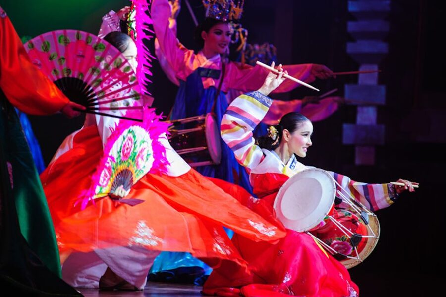 Pattaya: Alcazar Cabaret Discounted Admission Ticket - Photos, phones, and the end of the show