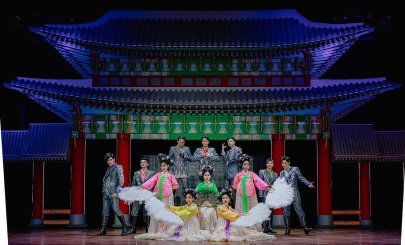 Pattaya: Alcazar Cabaret Show Admission Ticket - Music, impersonations, and light comedy