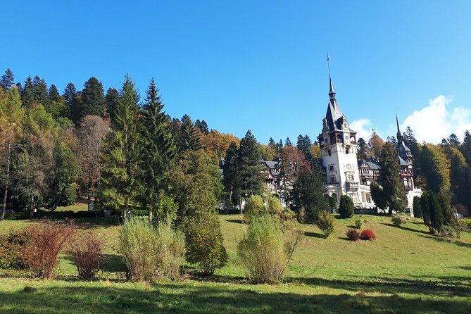 Peles Castle and optional Cantacuzino Castle from Brasov - What your guide can add to the experience