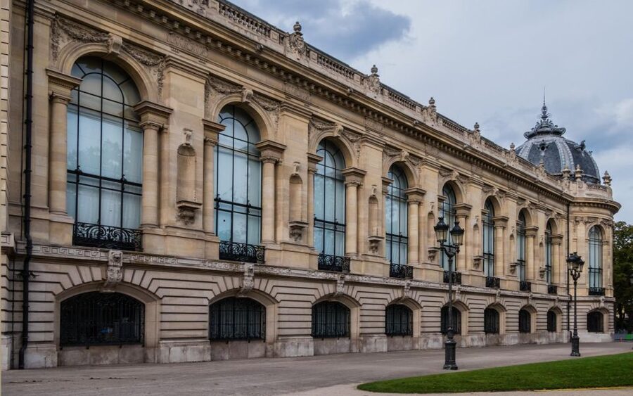 Petit Palais Paris Museum of Fine Arts Tour with Tickets - The 1900 setting is part of the visit