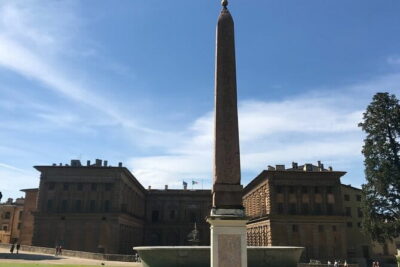 Pitti Palace & Boboli gardens tour with a Local Guide