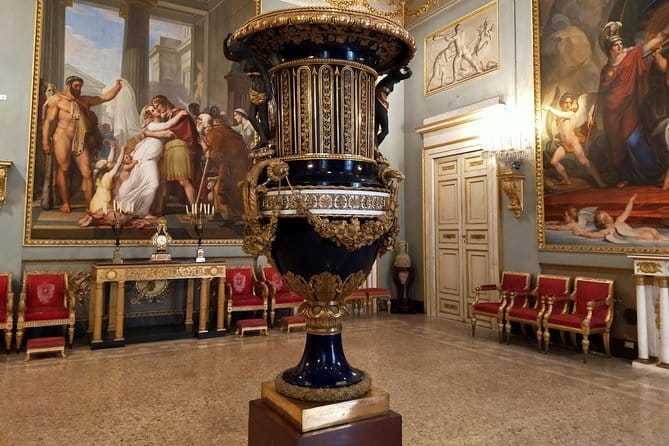 Pitti Palace: The Royal Palace of Florence - The Palatine Gallery: Florence’s grand-ducal picture collection