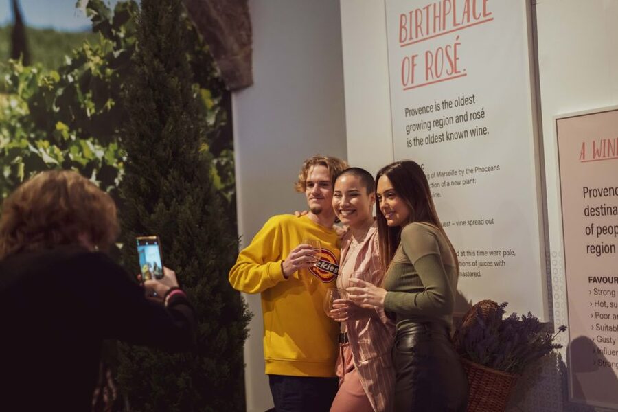 Porto: Pink Palace: The Eccentric World of Rosé Wine - The photo stops are part of the experience