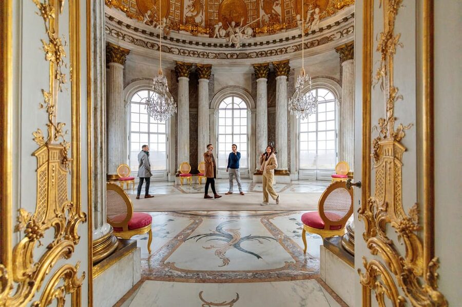 Potsdam: Sanssouci Palace and Prussian Palaces Entry Ticket - Inside Sanssouci: Rococo rooms and a useful audio tour