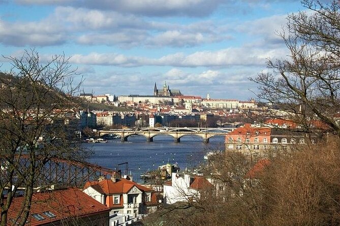 Prague 3-hour Afternoon Walking Tour including Prague Castle - Down through Malá Strana to St. Nicholas Church