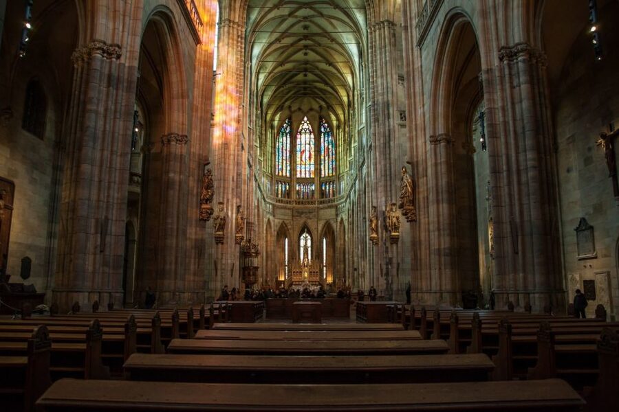 Prague: 3-Hour Old Town and Prague Castle Tour in German - Josefov and the Jewish Quarter