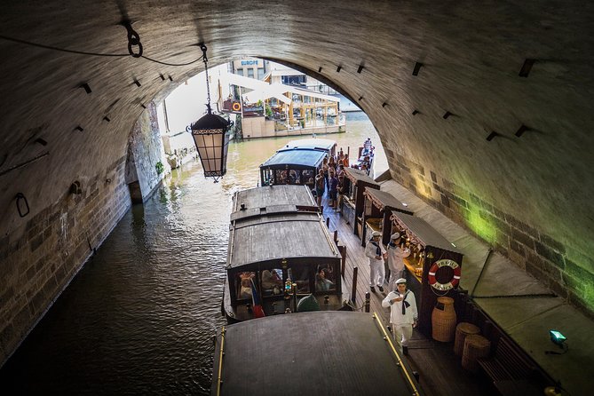 Prague Castle and Canal River Boat Tour - Prague Castle, St. Vitus, and the final views