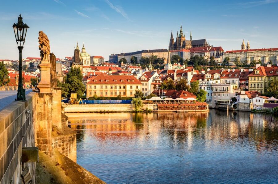 Prague Castle and St. Vitus Cathedral Private Walking Tour - Why Prague Castle works best with a private guide