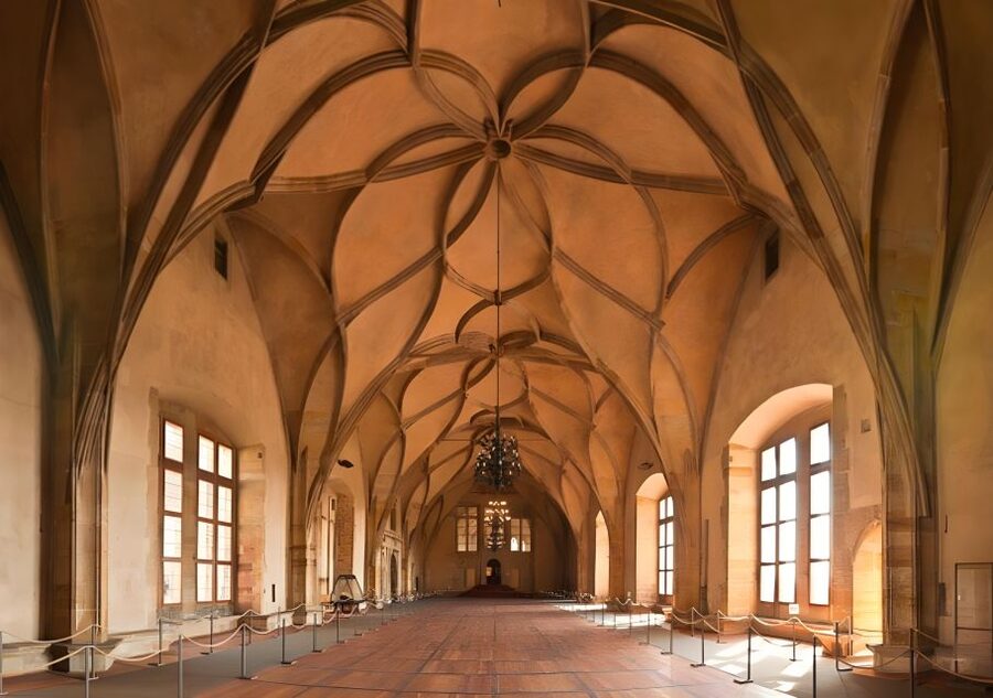 Prague Castle: Royal Palace, Cathedral, and Golden Lane Tour - St. Vitus Cathedral and the grandest interior