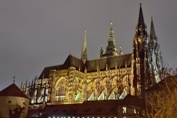 Prague Castle tour - St. Vitus Cathedral, the grand first stop