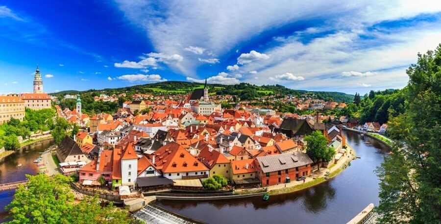 Prague: Cesky Krumlov Private Day Tour - Key points at a glance