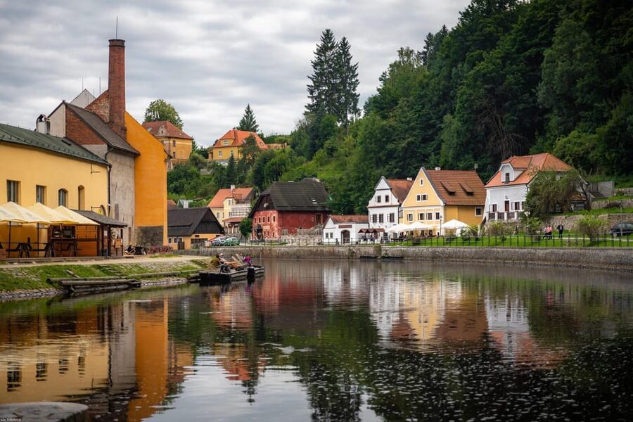 Prague: Cesky Krumlov Private Day Tour - Cesky Krumlov Castle from the outside