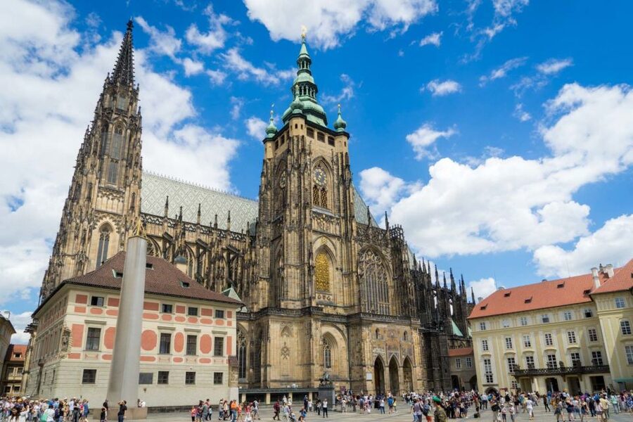 Prague: Full-Day Old Town, River Cruise & Prague Castle Tour - The Jewish Quarter and Prague’s layered past