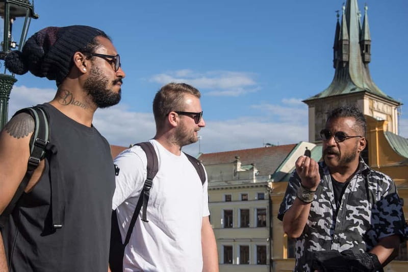Prague: Old Town, Prague Castle & River Cruise Day Tour - Walking, weather, and family notes