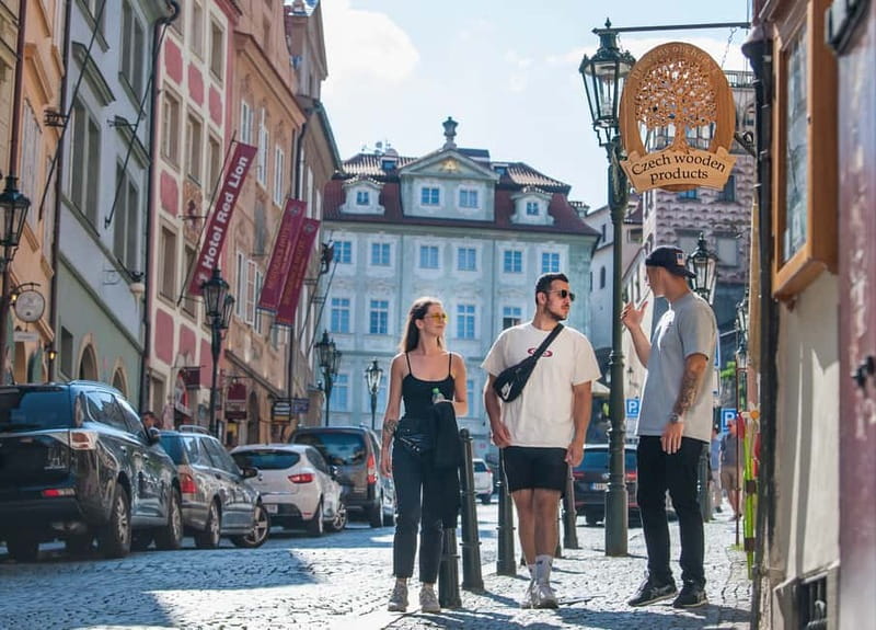 Prague: Old Town, Prague Castle & River Cruise Day Tour - Starting at Charles Bridge and Mostecká 4