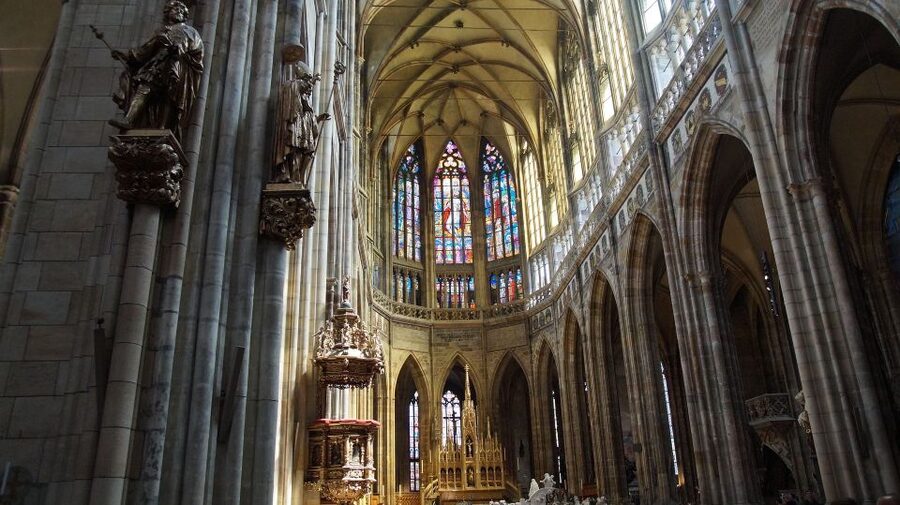 Prague: Prague Castle and Little Quarter Guided Walking Tour - Key points to know before booking
