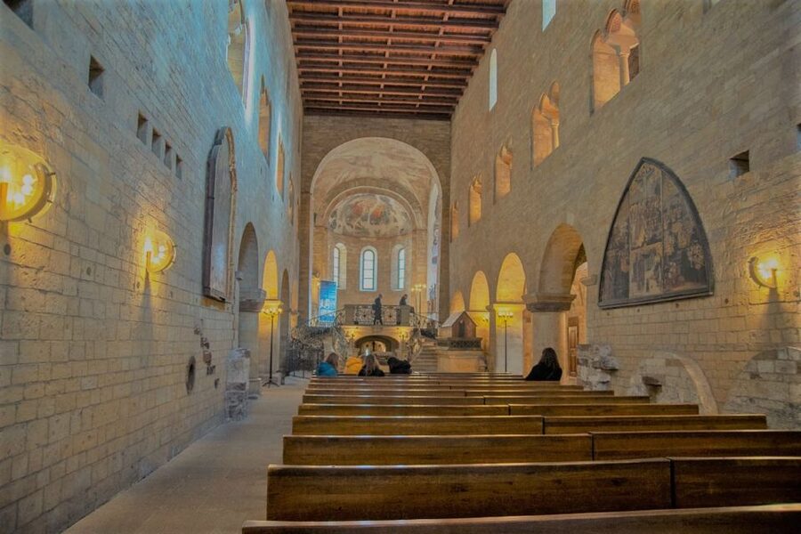 Prague: Prague Castle Complex Smartphone Audio Guide - Starting outside St. Vitus Cathedral