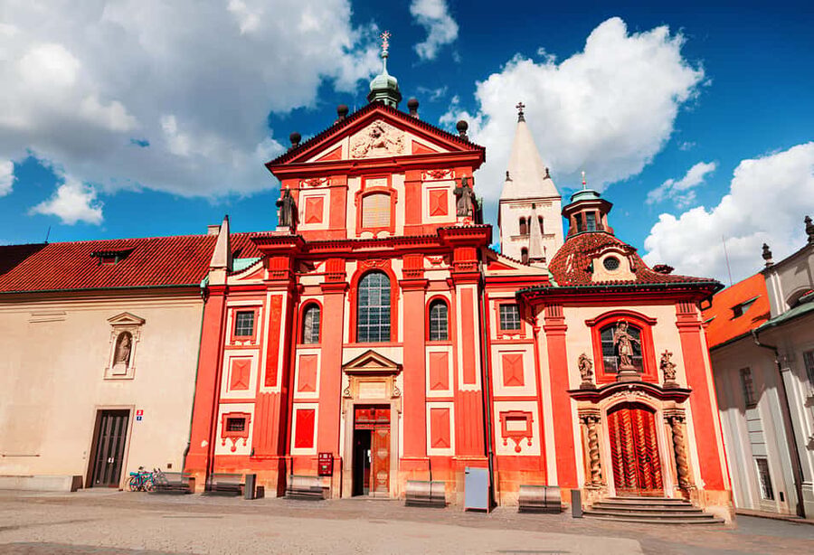 Prague: Prague Castle Skip-the-Line Ticket with Audioguide - Who gets the best value from this experience