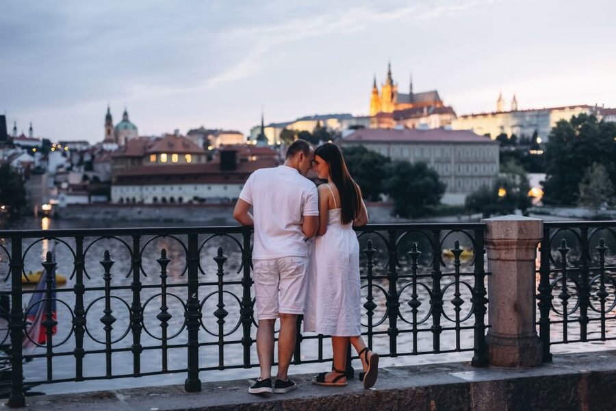 Prague: Professional Photoshoot at Prague Castle - Prague Castle as Your Photo Studio