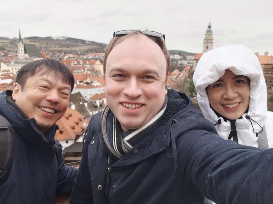 Prague to Český Krumlov Tour (Hluboká & Holašovice optional) - Key points at a glance