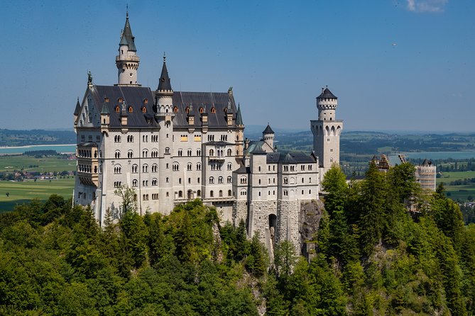 Premium Neuschwanstein Castle and Linderhof VIP Tour from Munich - Linderhof Palace and Ludwig’s private world