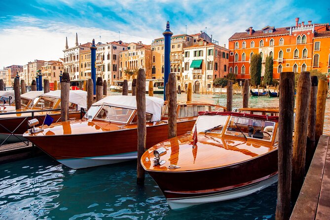 Private 4hrs Venice Tour: Doge's Palace, Grand Canal & St Mark's - The quieter lanes of hidden Venice