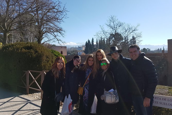 Private Alhambra Highlights Tour Including the Nasrid Palaces - Why a private Alhambra visit can be worth the money