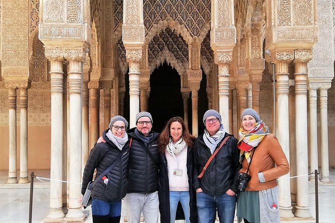 Private Alhambra Highlights Tour Including the Nasrid Palaces - The Nasrid Palaces: the reason to book