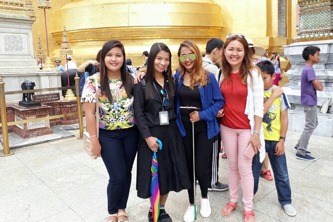Private Bangkok City Tour One Day With The Grand Palace - The guides make the difference
