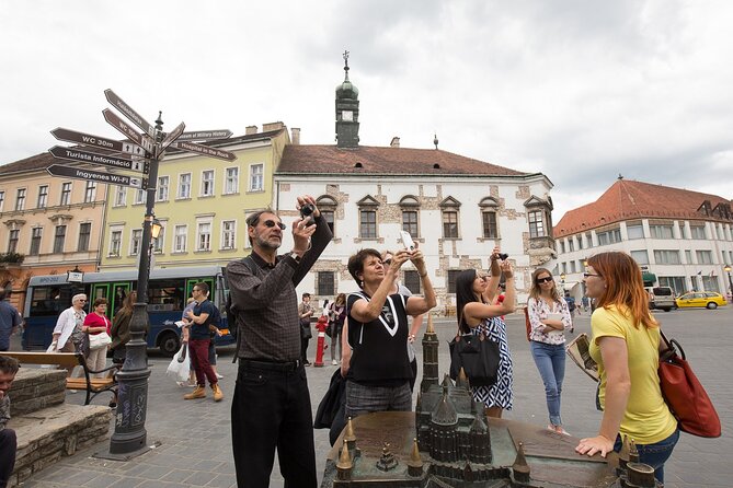 Private Buda Castle Walk with Entry to Matthias Church - Budatower and the Arpad Toth Promenade