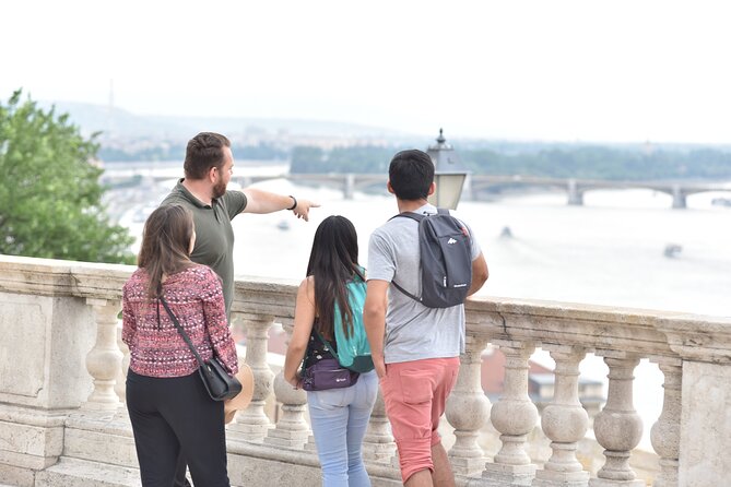 Private Buda Castle Walking Tour with Cake and Matthias Church - Why the guide matters so much