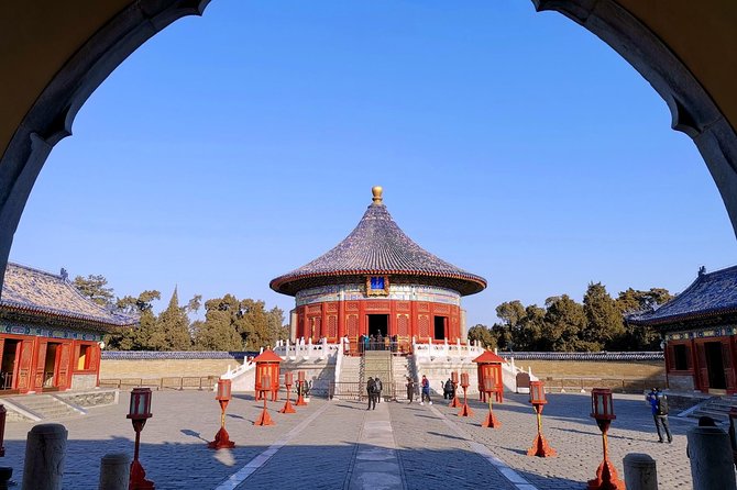 Private City Tour By Public Transportation: Temple Of Heaven, Tiananmen Square and Forbidden City - Reaching Tiananmen Square by double-decker bus