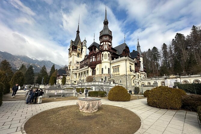 Private Day Trip from Bucharest: Dracula’s Castle, Peles & Brasov - Why this private Bucharest day trip works