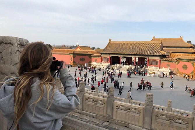Private Day Trip of Forbidden City, Temple of Heaven and Summer Palace - Tiananmen Square in a 30-minute first look