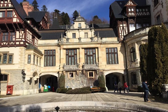 Private Day Trip to Peles Castle, Dracula's Castle and Brasov - Brașov for lunch, Council Square, and a slower hour