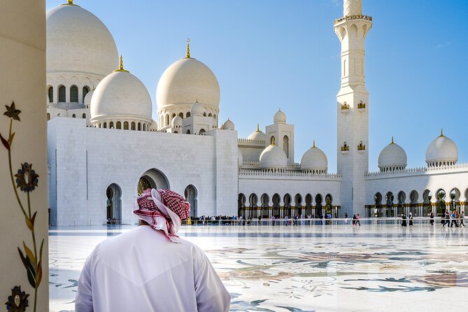 Private Full Day Tour Abu Dhabi City, Grand Mosque & Palace - Yas Mall and Ferrari World: two short introductions