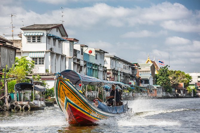 Private Grand Palace and Temple of Emerald Buddha & All Bangkok Highlights - Chinatown’s old market and Yaowarat Road