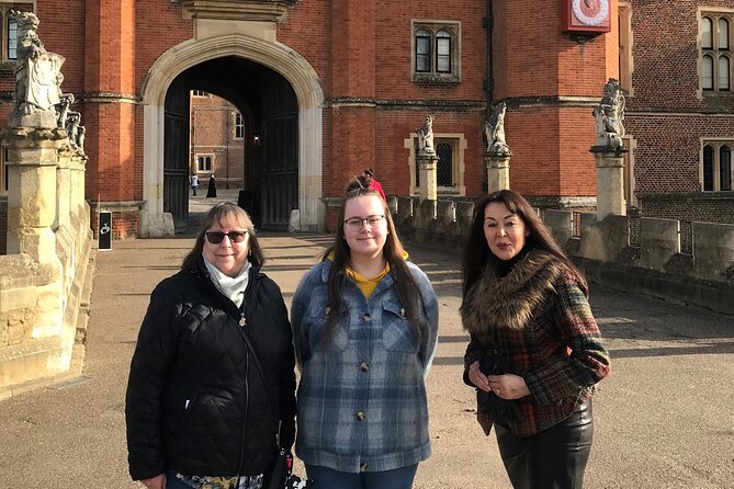 Private Guided Tour of Hampton Court Palace - Gardens, tennis, and the outdoor part of the visit