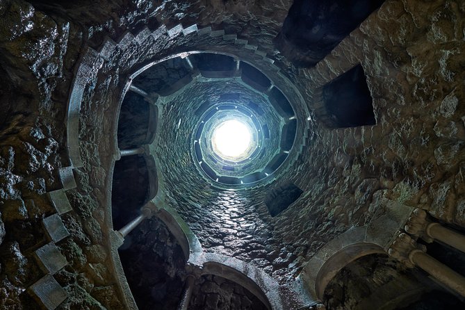 Private Half Day Tour to Sintra and Pena Palace from Lisbon - Sintra’s historic center and its pastry stop