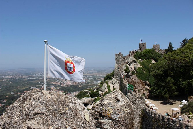 Private Half Day Tour to Sintra and Pena Palace from Lisbon - Traffic, weather, and the limits of a half-day visit