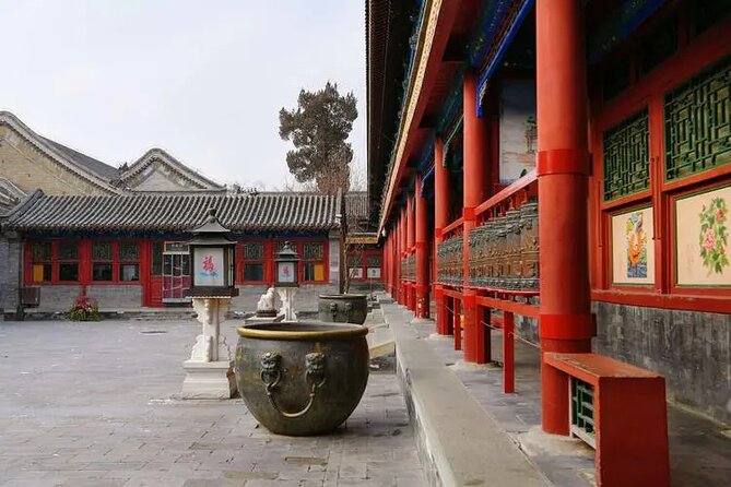 Private Hutong Tour: Prince Gong's Palace, Drum & Bell Tower - What the private format changes