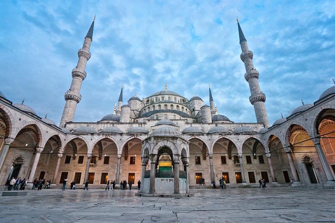 Private Istanbul Sightseeing Tour - Hagia Sophia: a complicated monument in a short visit