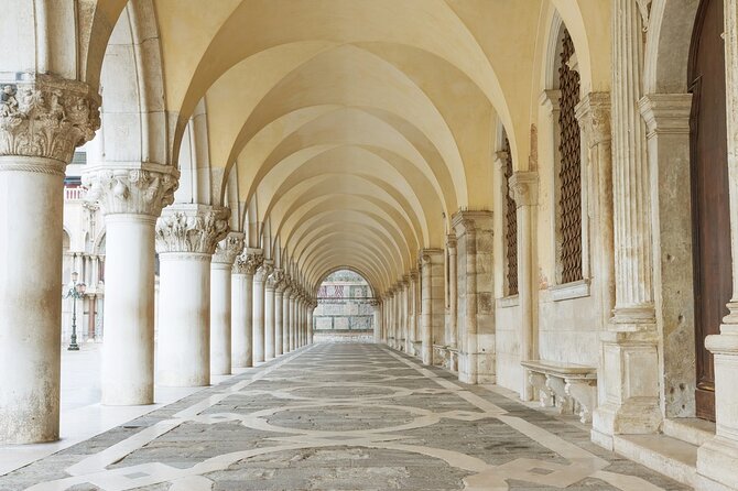 Private or Semi Doge's Palace & Saint Mark's Basilica Guided Tour - Why these two Venetian monuments work so well together