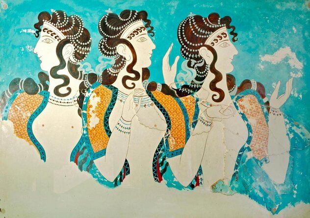 Private Tour Knossos Palace-Archaeological Museum-Heraklion Town - Why Knossos deserves the first word