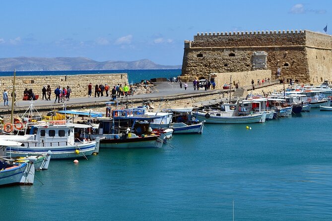 Private Tour Knossos Palace-Archaeological Museum-Heraklion Town - Private transport, comfort, and group size