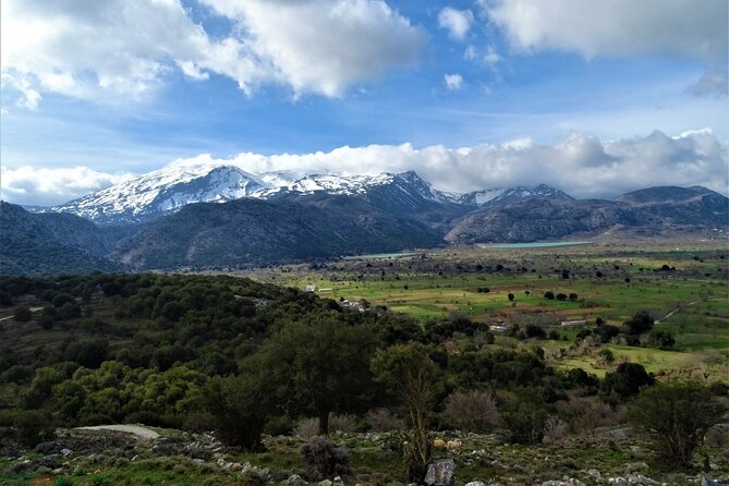 Private Tour-Knossos Palace Zeus Cave Olive Oil Mill & Wine - Tzermiado, the plateau’s village center